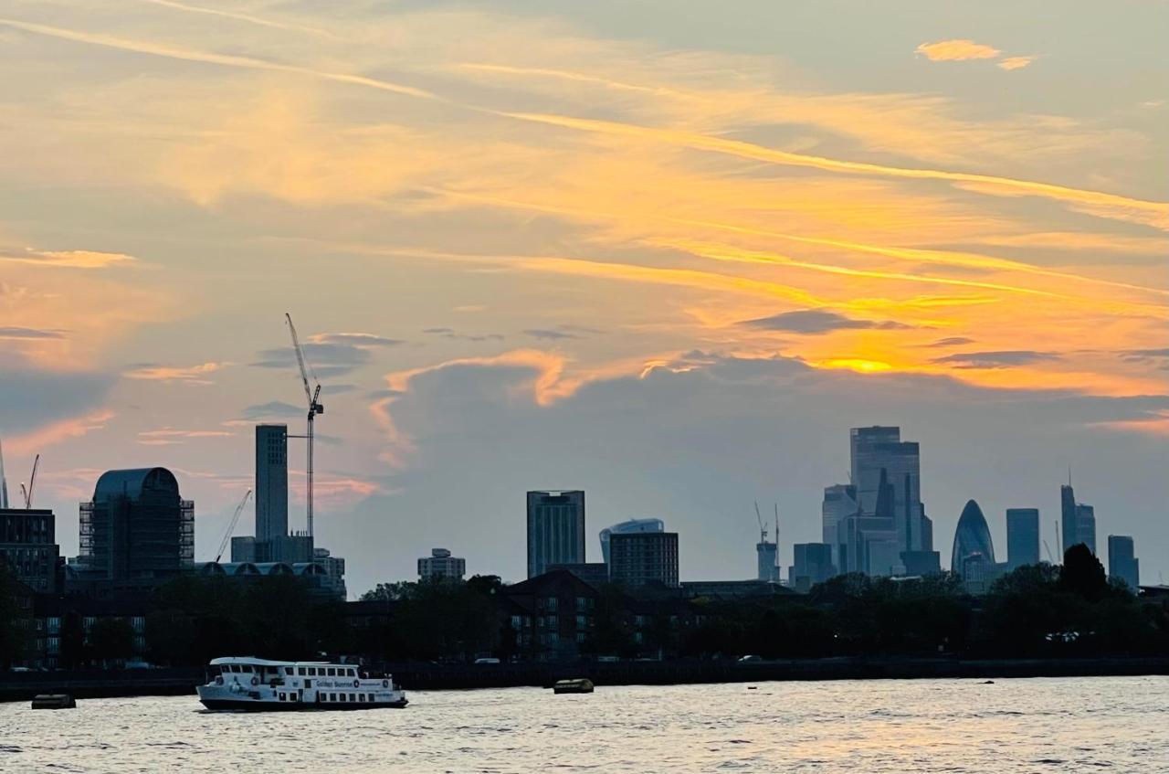 Riverside Premium En Suite Double Room E14 Londres Extérieur photo